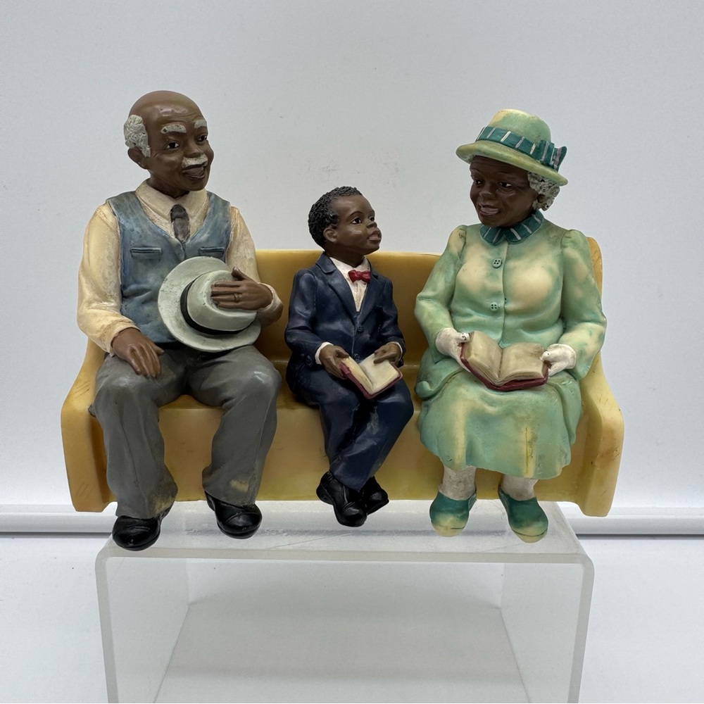 UTI Vintage Black Family Church Figurine Bench Religious Decor
